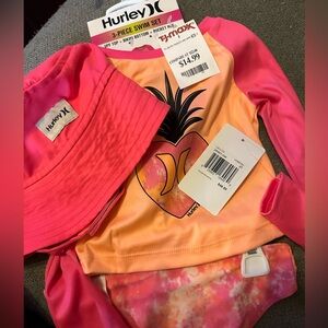 Little girls 2T, 3pc, swimwear & hat. New with tags.